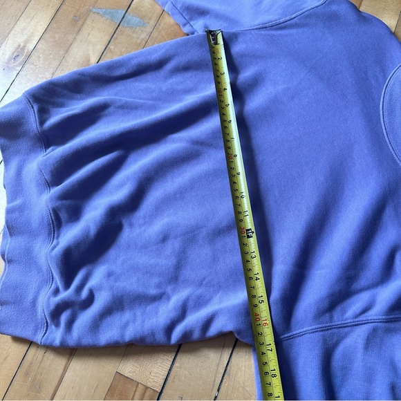 Aritzia TNA Airy Fleece Perfect Perfect Sweater - Picture 8 of 9